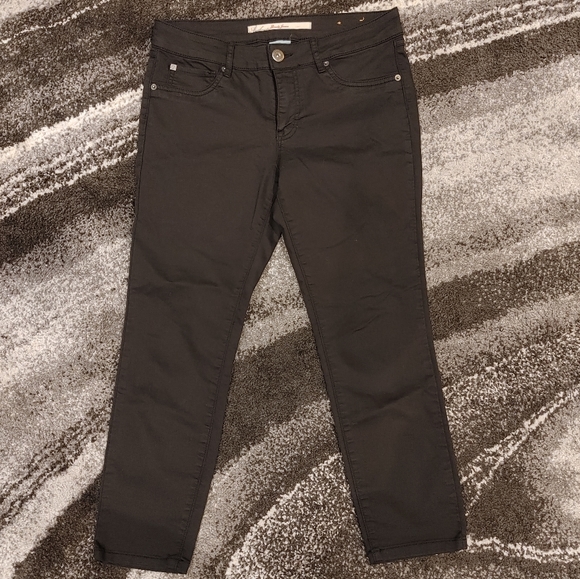 Brody Jeans Capri - Picture 1 of 3